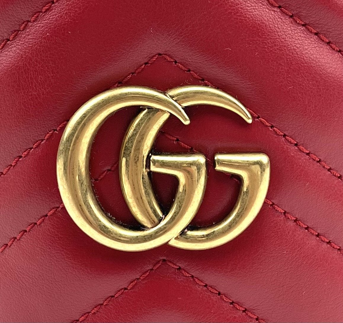 GUCCI Matelasse Mini GG Marmont 2.0 Bucket Bag Red