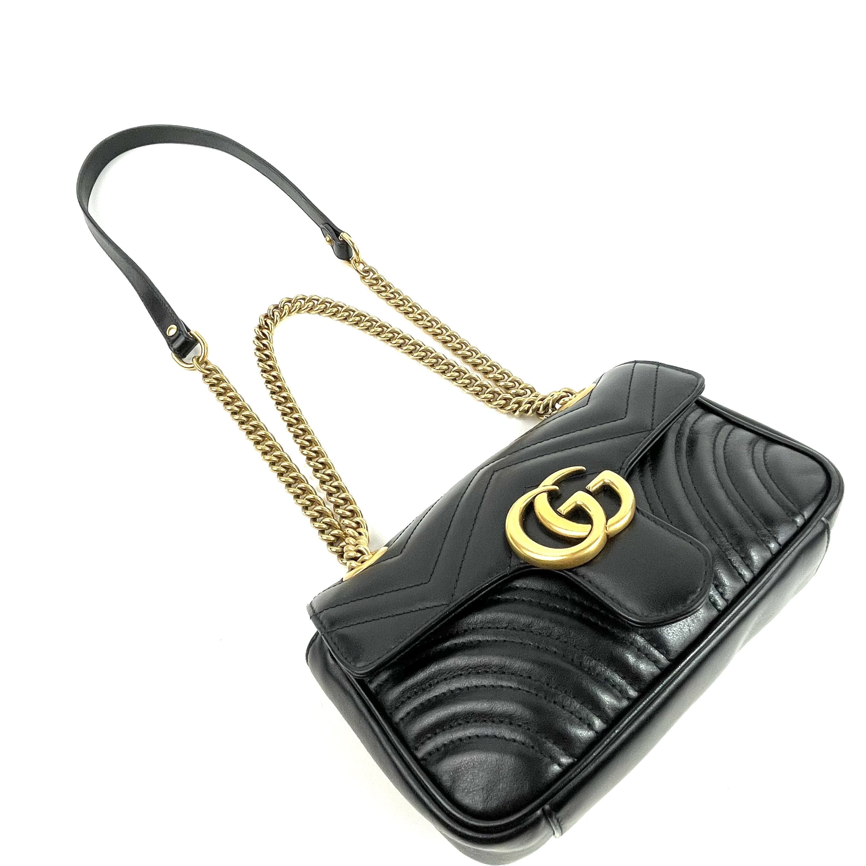 GUCCI GG Marmont Small Matelassé Shoulder Bag